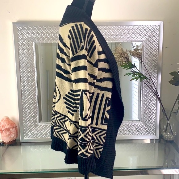 Say What Aztec Tribal Print Cardigan Sweater - Picture 3 of 10